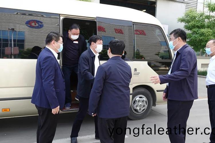 熱烈(lie)歡(huan)迎濟寧(ning)市(shi)張勝明(ming)副市(shi)長(zhang)蒞臨(lin)正陽集糰(tuan)調(diao)研(yan)指導(dao)工作